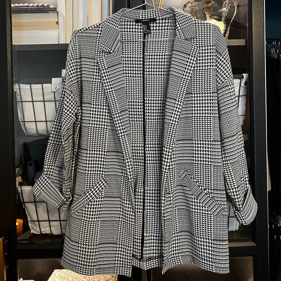 Forever 21 - Oversized Blazer - Picture 1 of 2